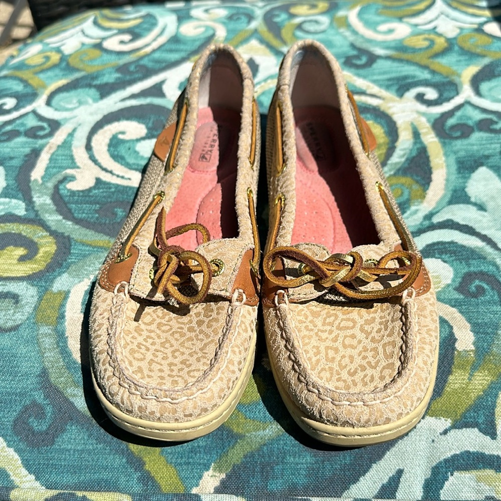 Ladies size 7 Sperry Boat Shoes